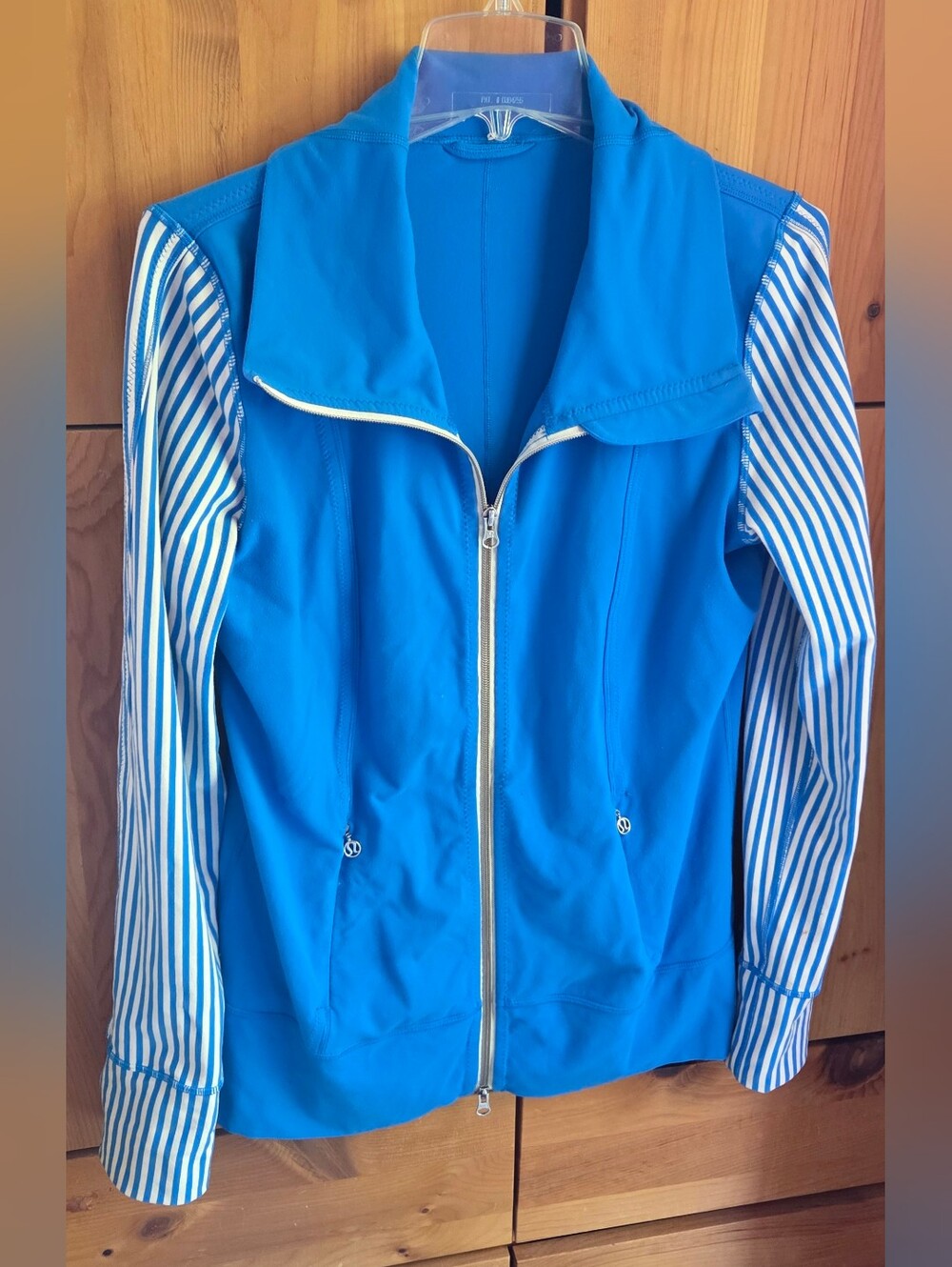 Lululemon Daily Yoga Jacket In Blue With Striped Sleeves Size 10
